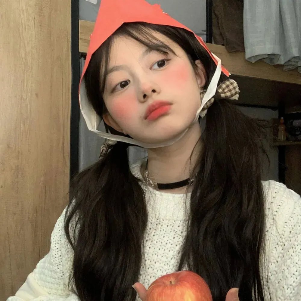 闪婚后，亿万总裁把我宠上天